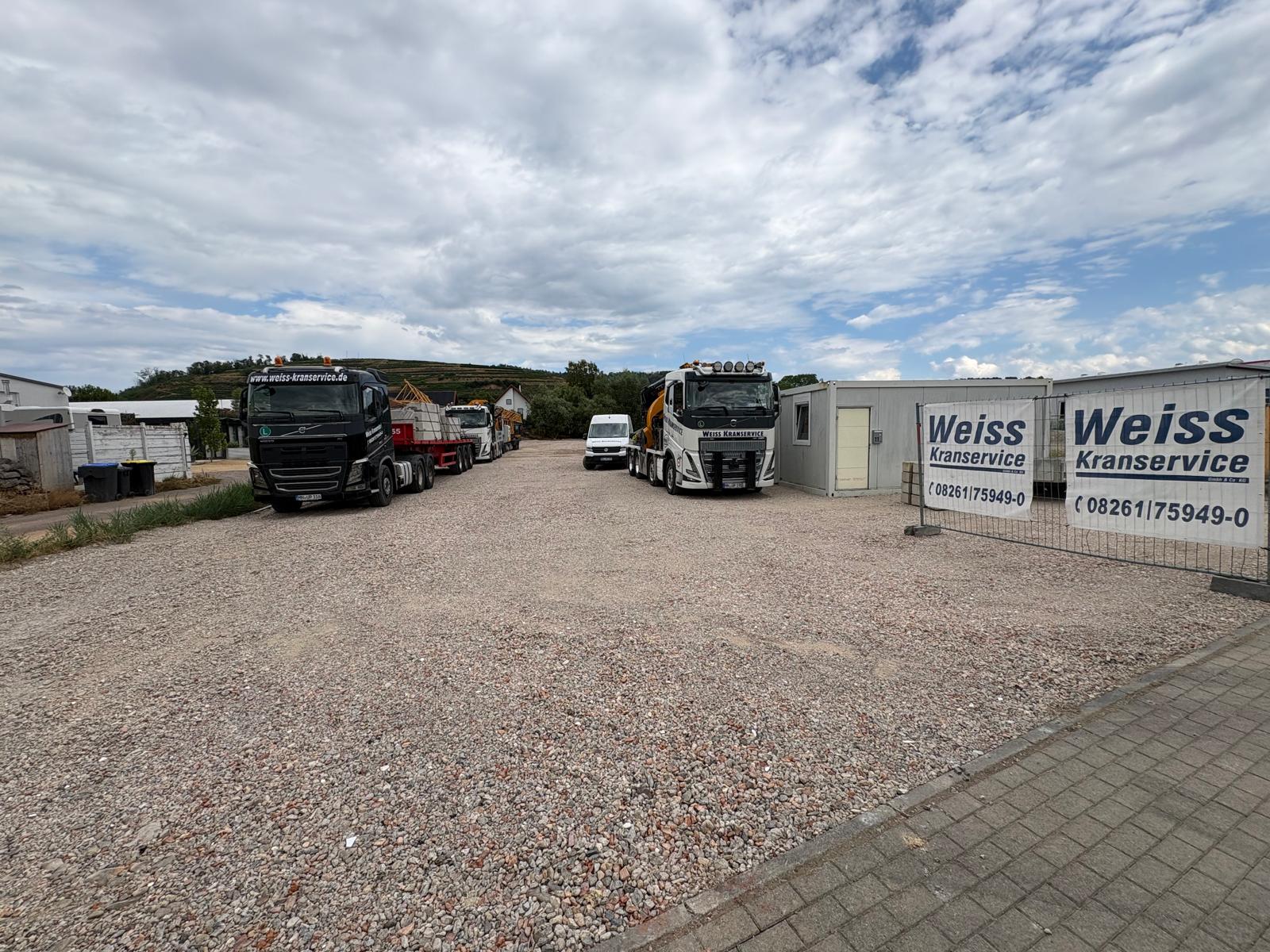 Neuer Standort der Weiss Krandienstleistungen GmbH in Vogtsburg im Kaiserstuhl